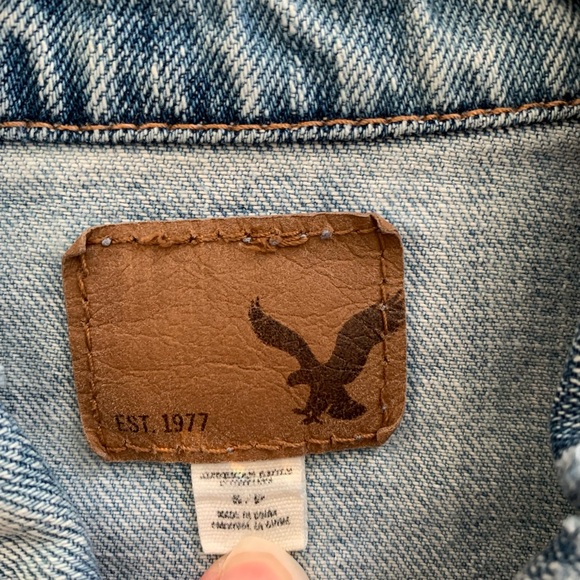 American Eagle Outfitters Denim jacket worn few times in great condition - Picture 4 of 4